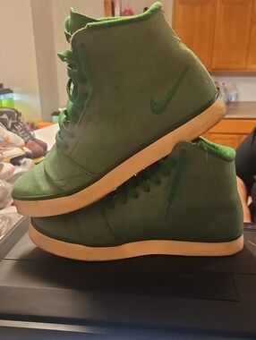 Nike 6.0 Balsa Mid Women's Sneakers Sz 9